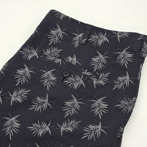 Ben Hogan Golf Shorts Men's 40 Black Gray Palm Leaf Design Flat Front 10" Inseam